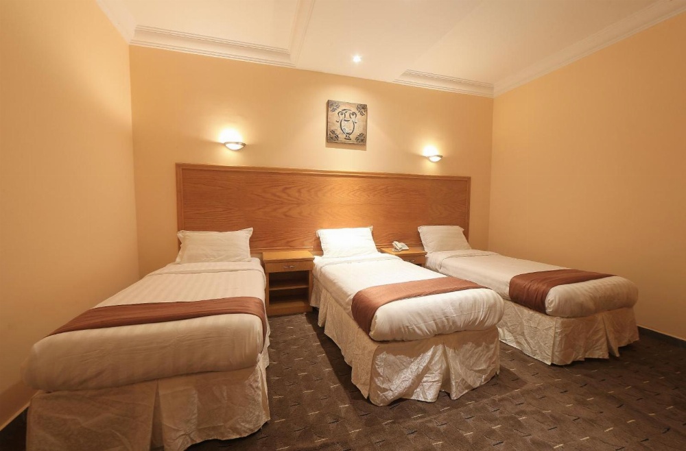 Snood Al Azizyh Hotel