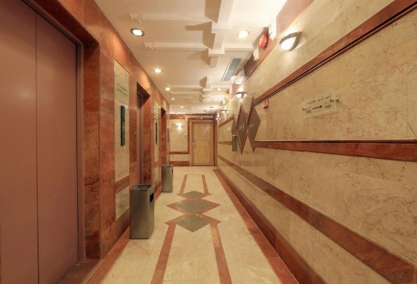 Snood Al Azizyh Hotel image 21